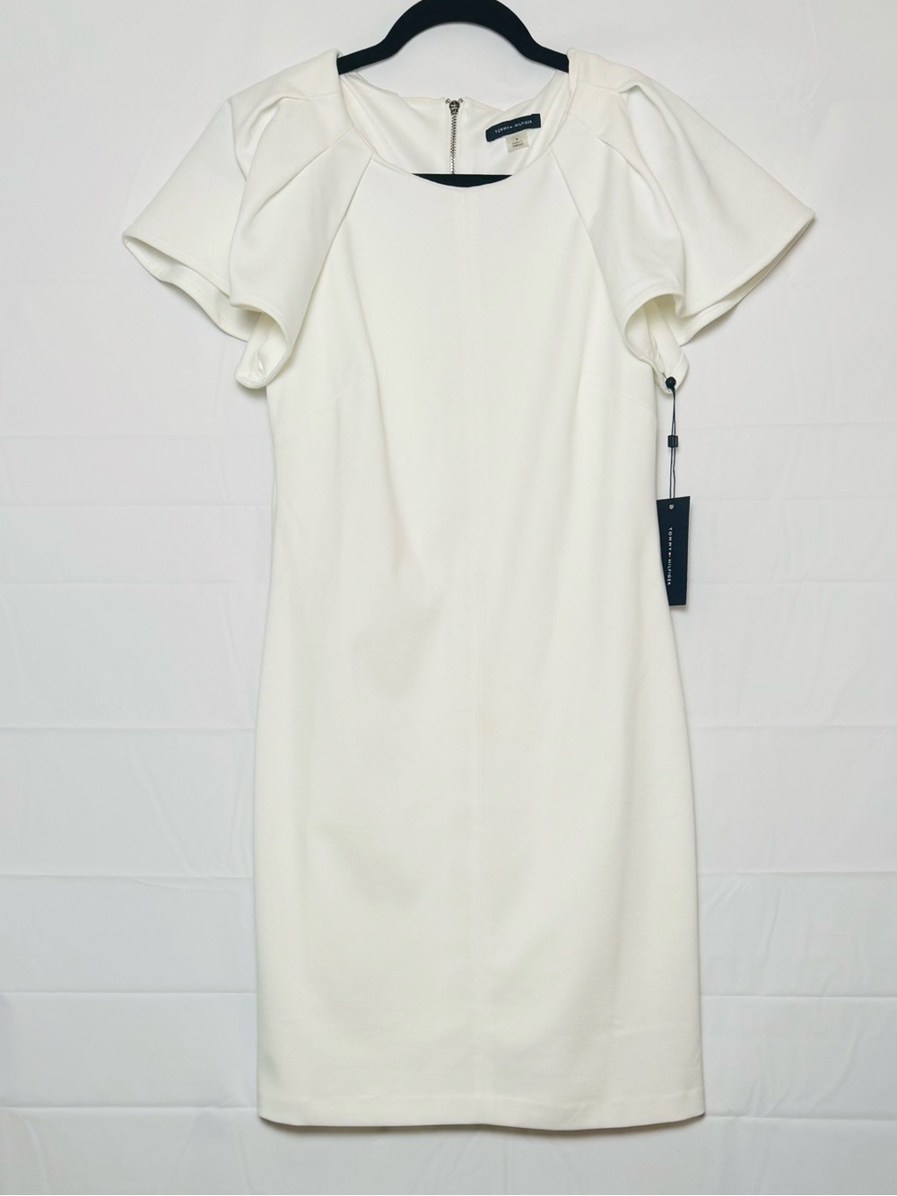 Tommy Hilfiger Women’s Dress Ivory White Elegant and Versatile. Size 4